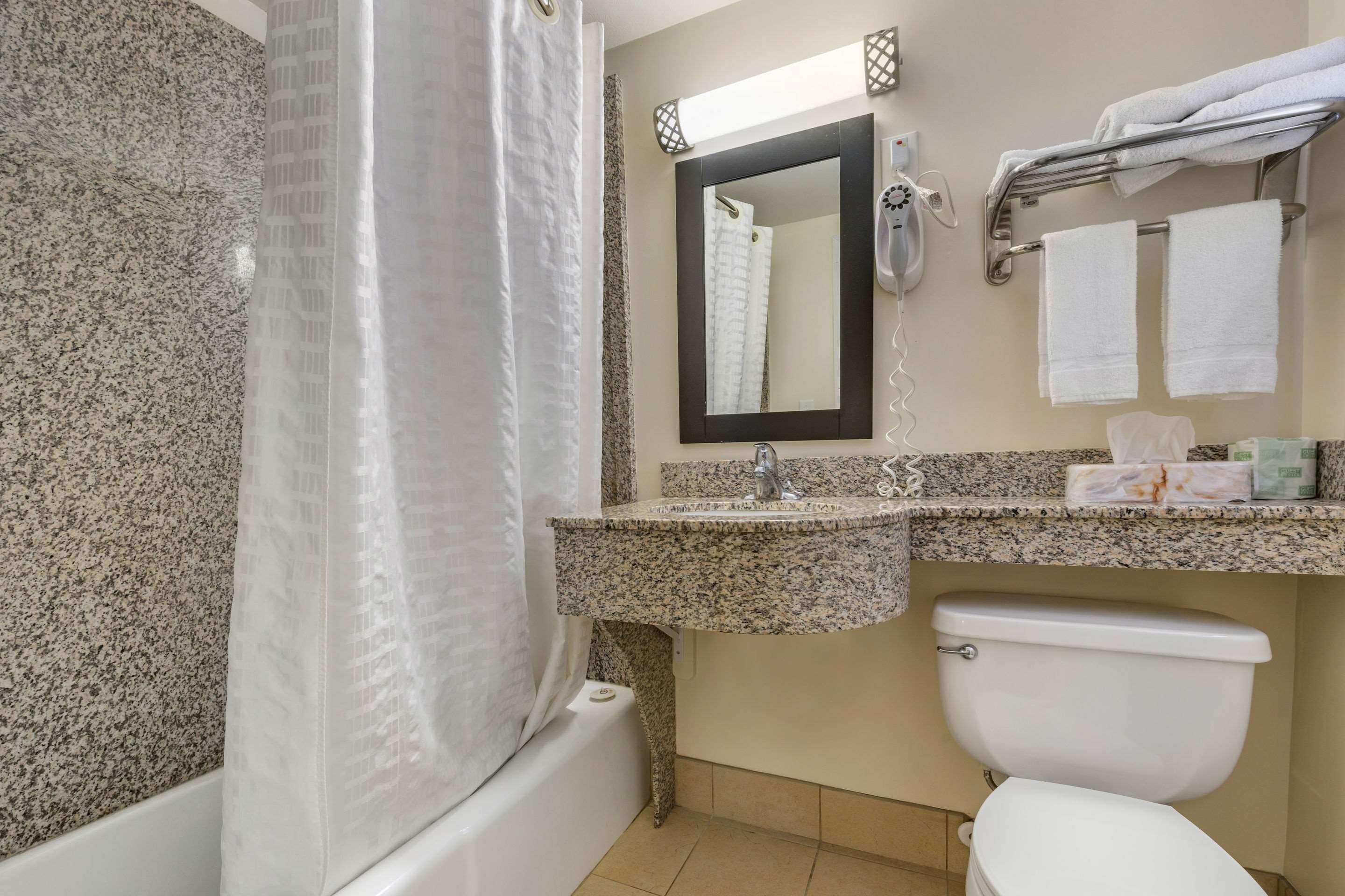 Econo Lodge Bellefonte I-99 Eksteriør bilde