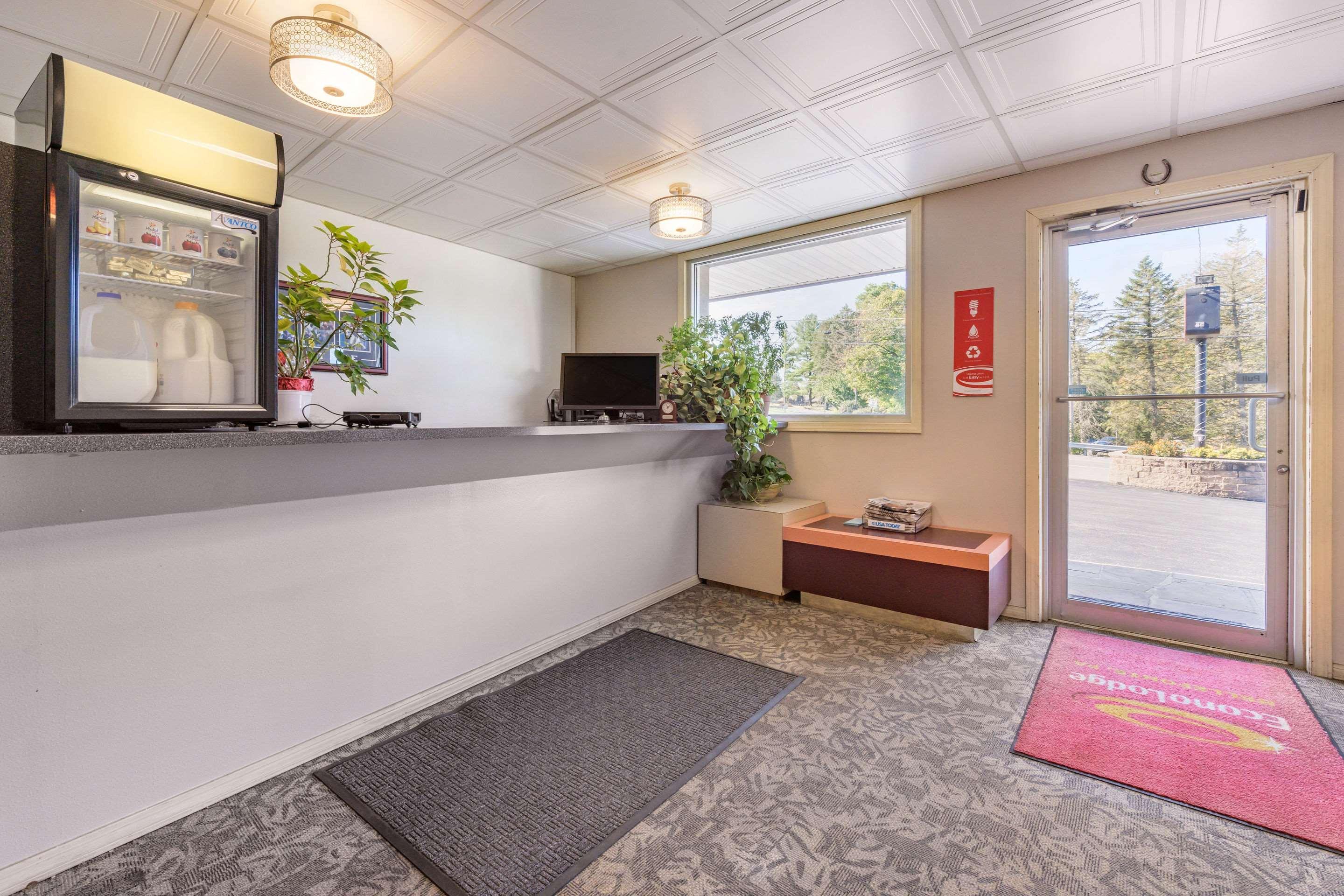 Econo Lodge Bellefonte I-99 Eksteriør bilde