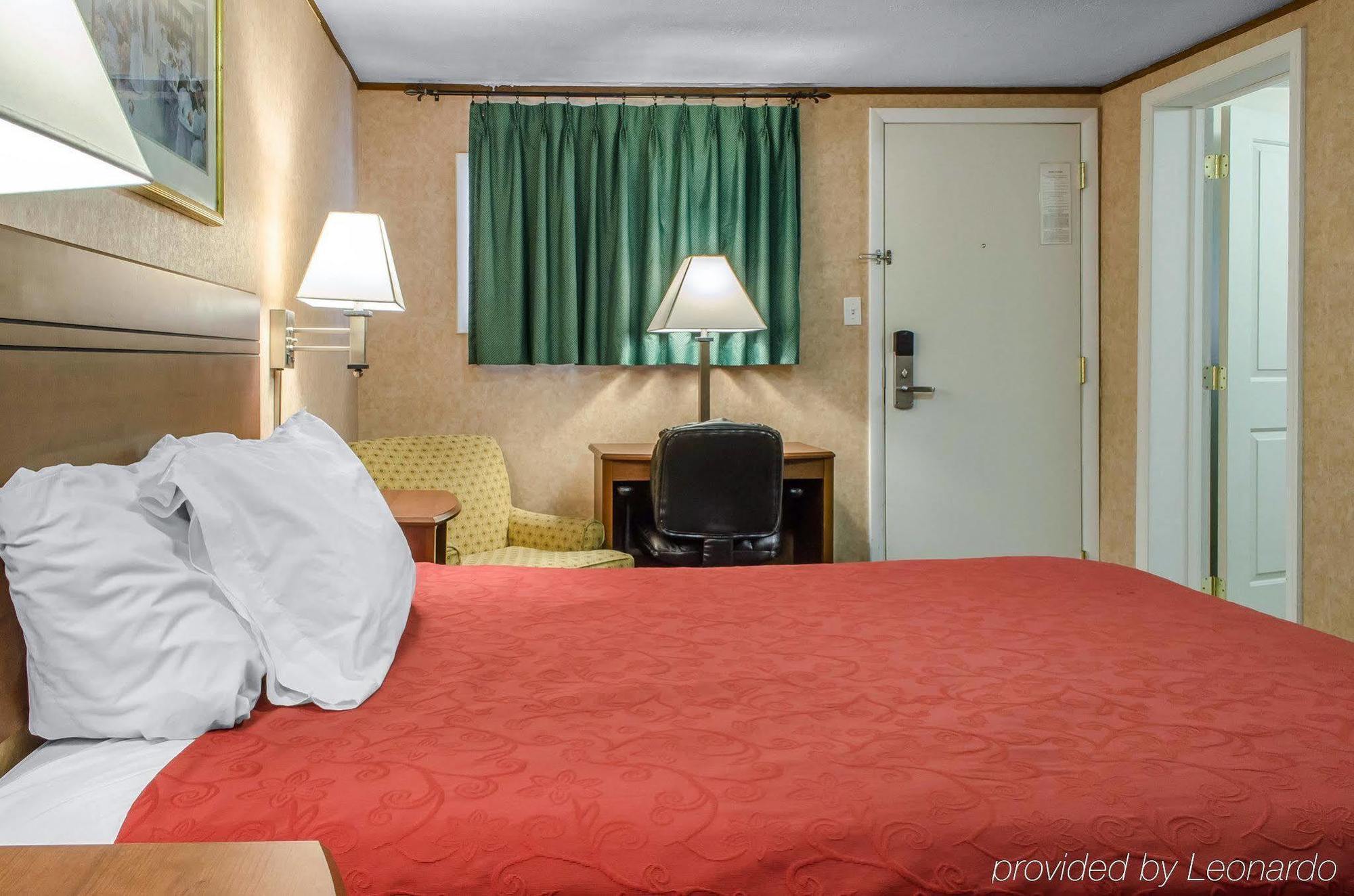 Econo Lodge Bellefonte I-99 Eksteriør bilde